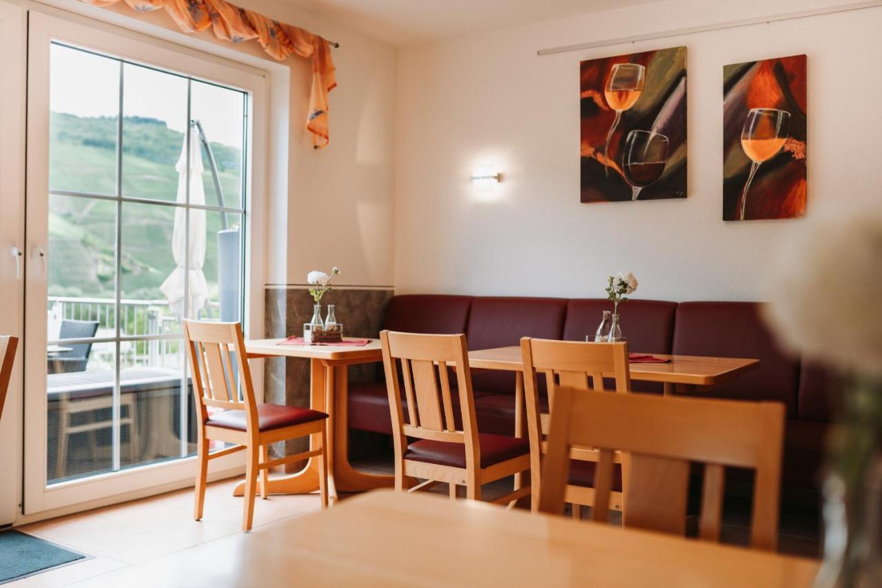 Wein- Und Gaestehaus Schwaab&Sohn Erden Bagian luar foto